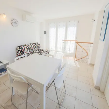 Belvedere 度假居 Nisporto