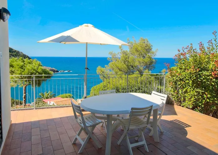 Vakantiehuis Belvedere Nisporto